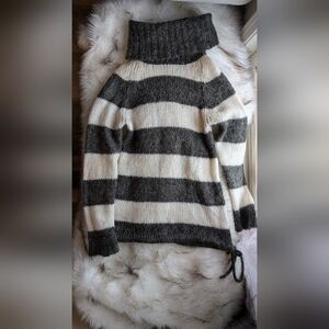 Mignon Julie Petit  And Fille Striped Turtleneck Sweater - Grey and White